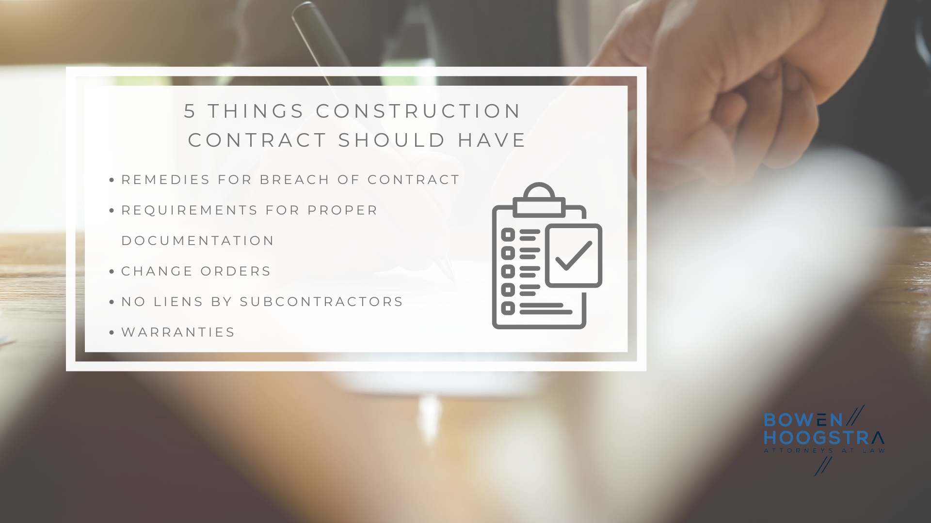 Infographic of the 5 things your construction contract should have