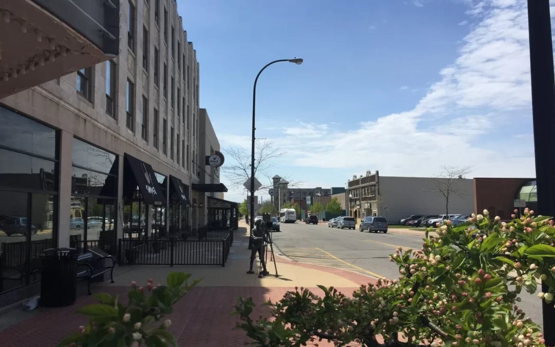 The Advantages of Hiring Local Muskegon Lawyers